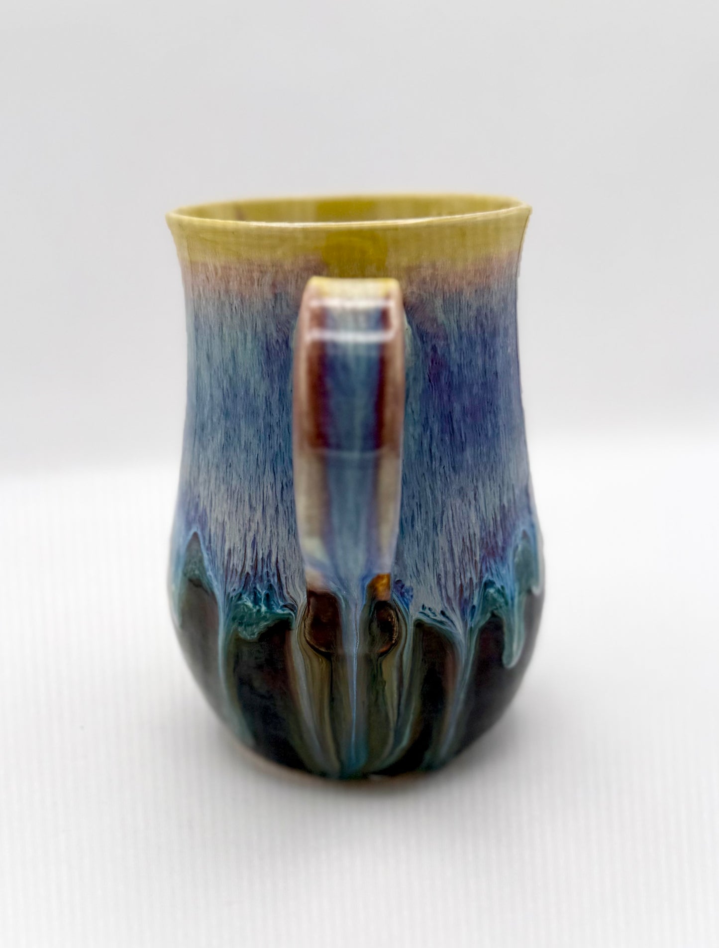 Curvy Mug