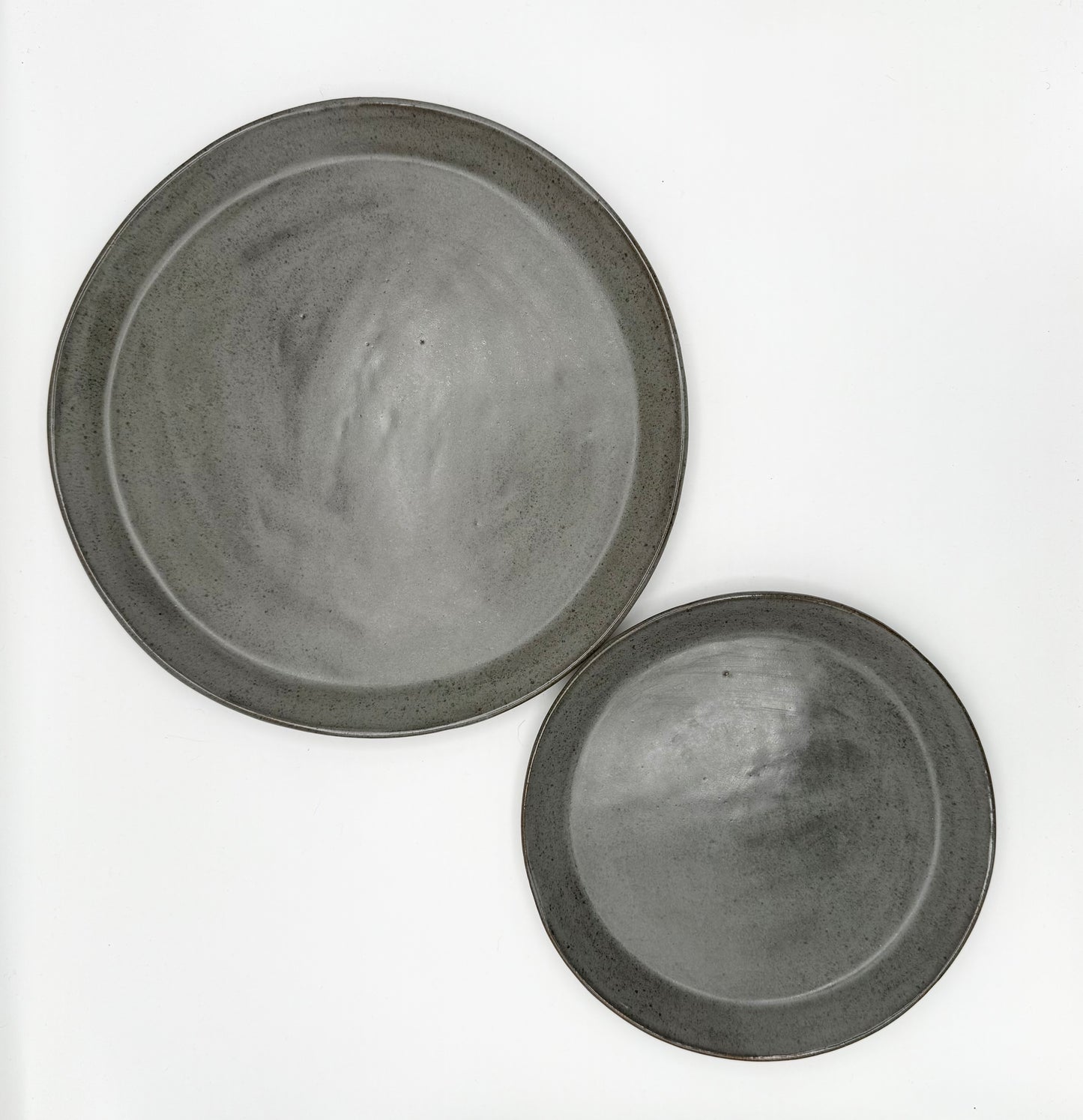 Minimalist Dinnerware Set