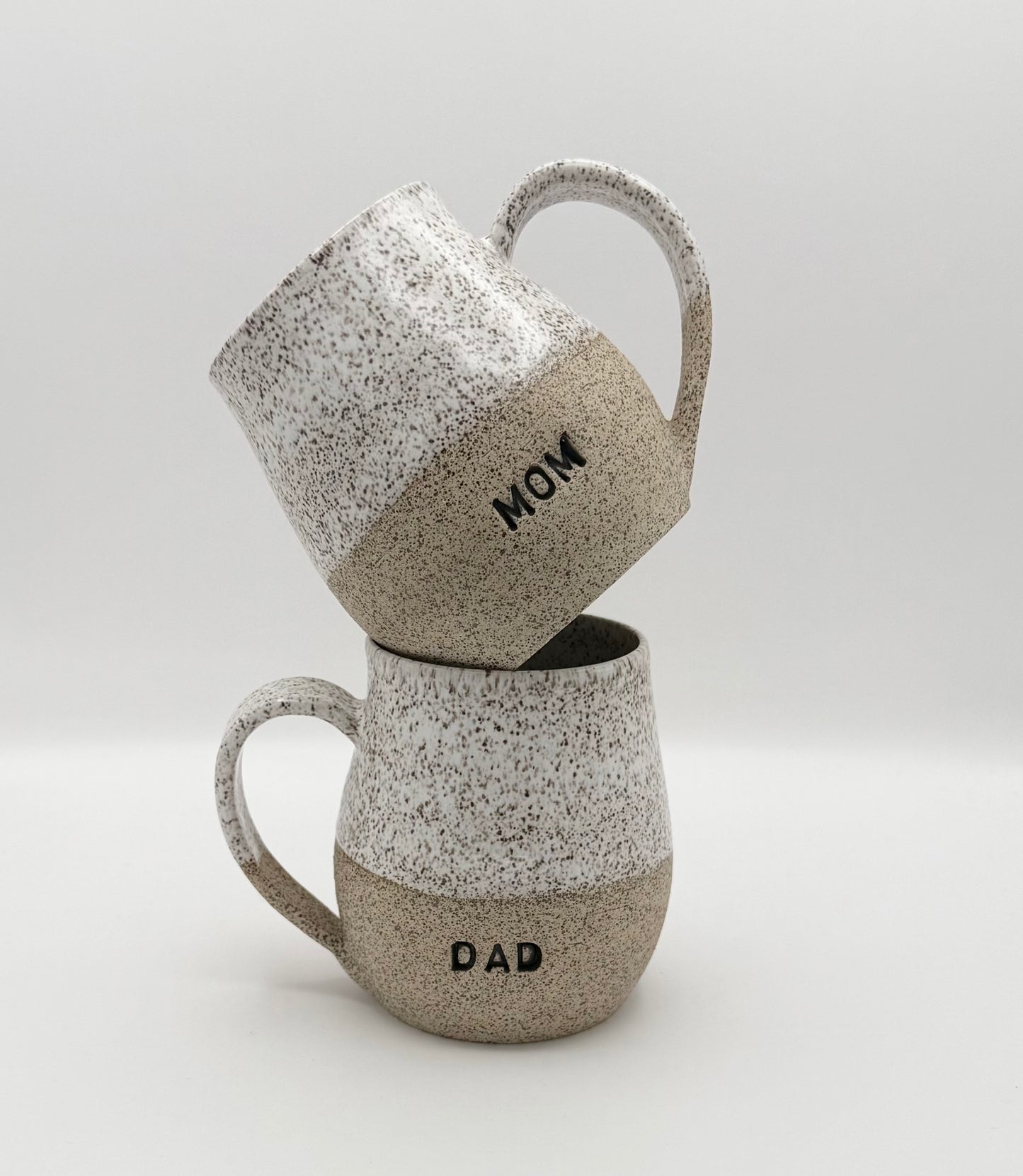 Minimalist - Mom & Dad Mug Pair