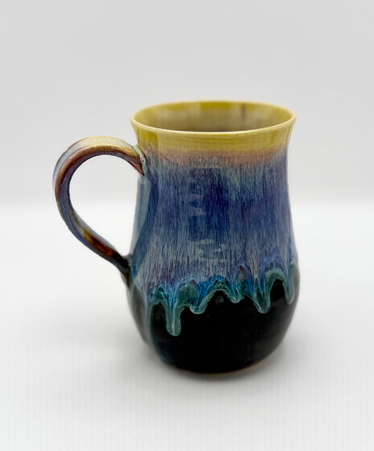 Curvy Mug