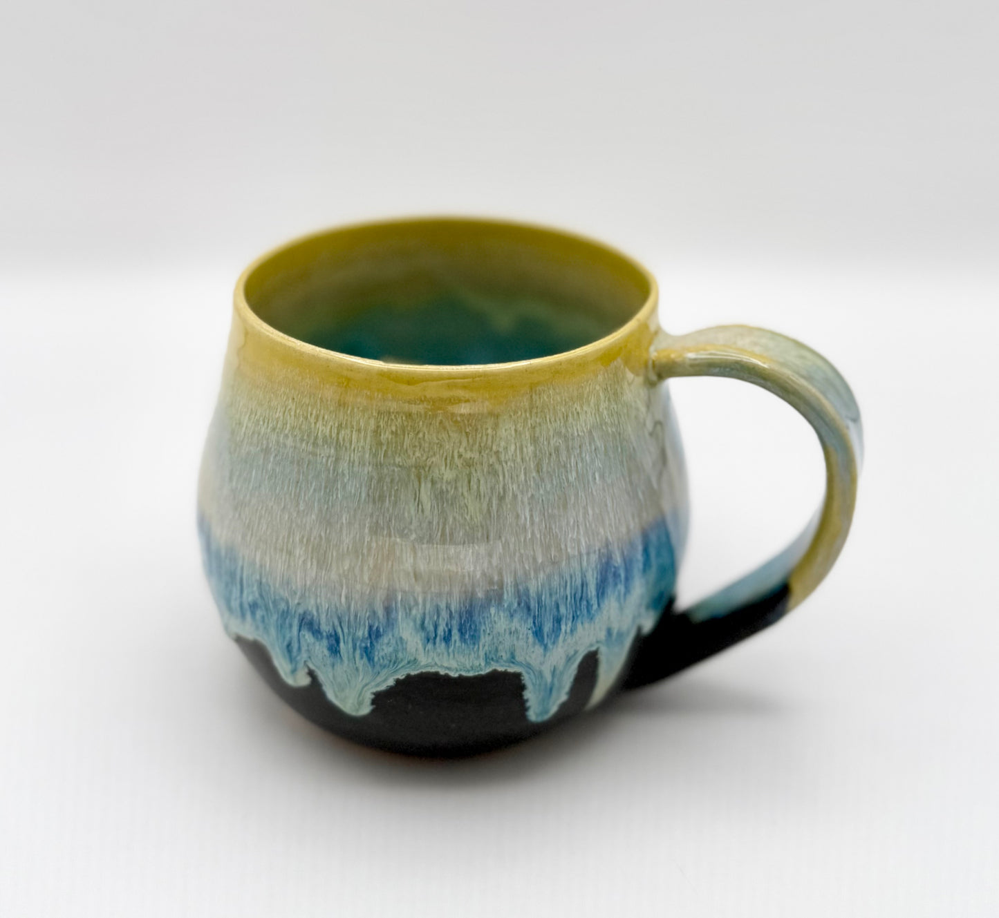 Round Cozy Mug