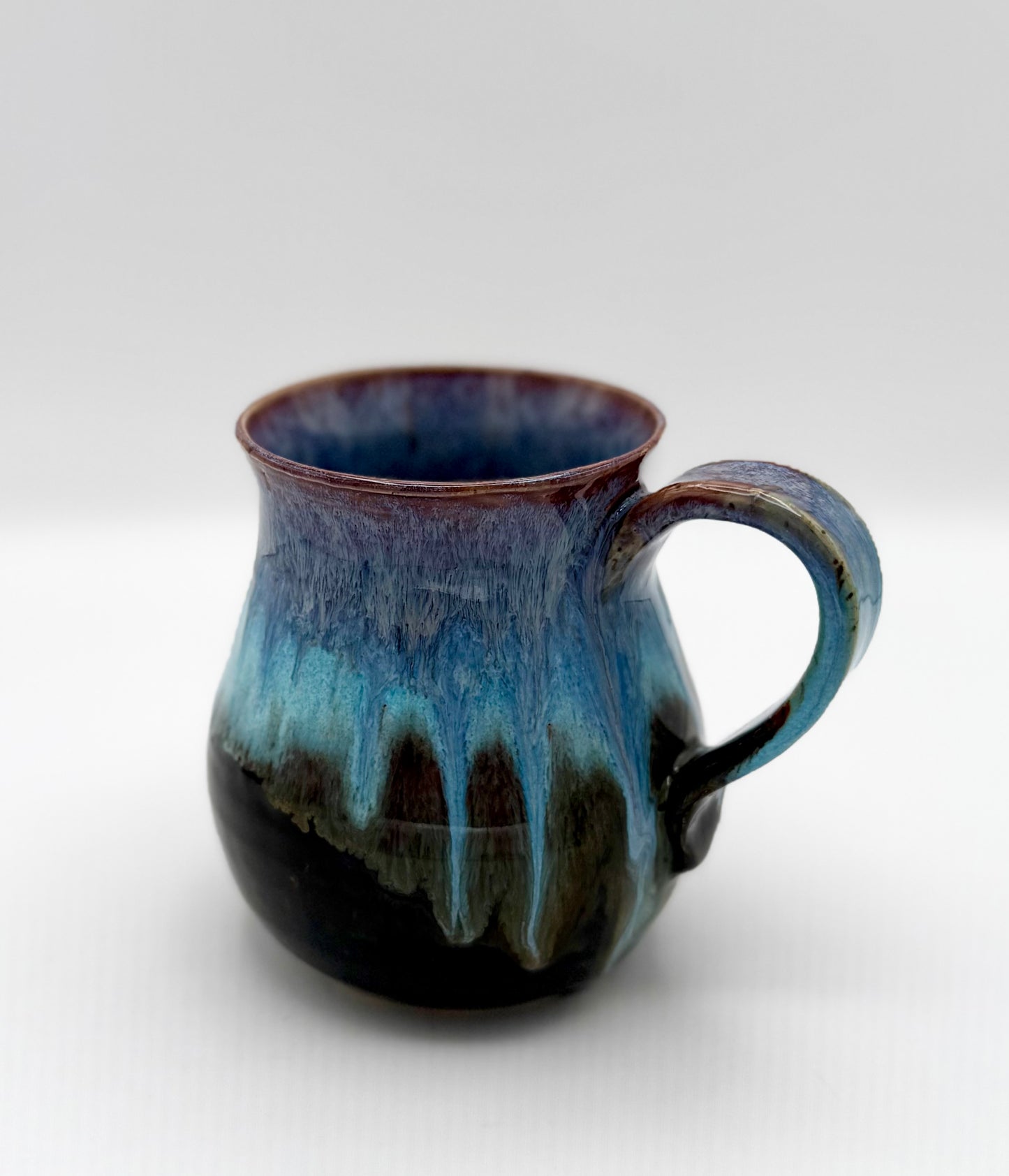Curvy Mug