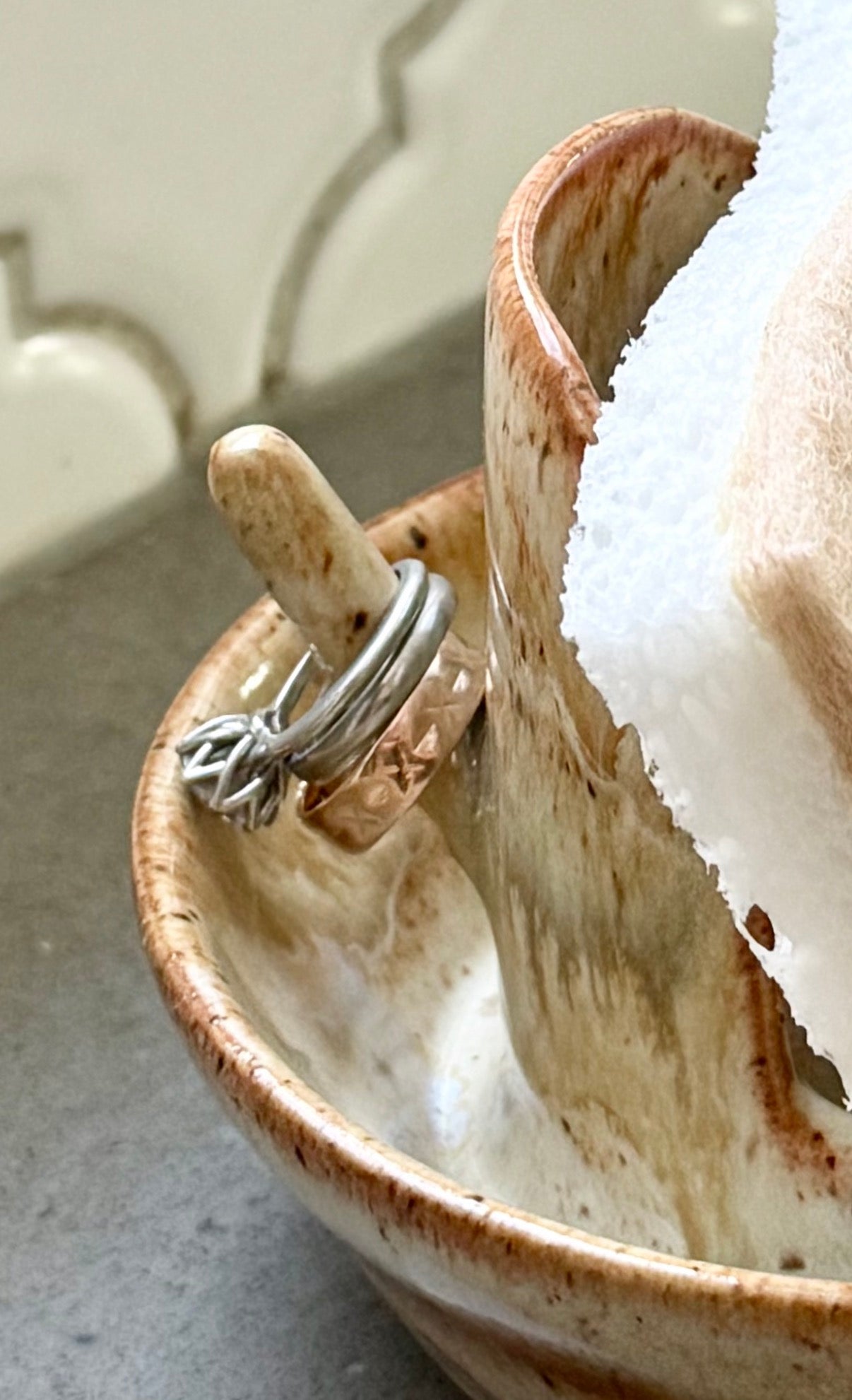 Sink-Side Sponge Keeper