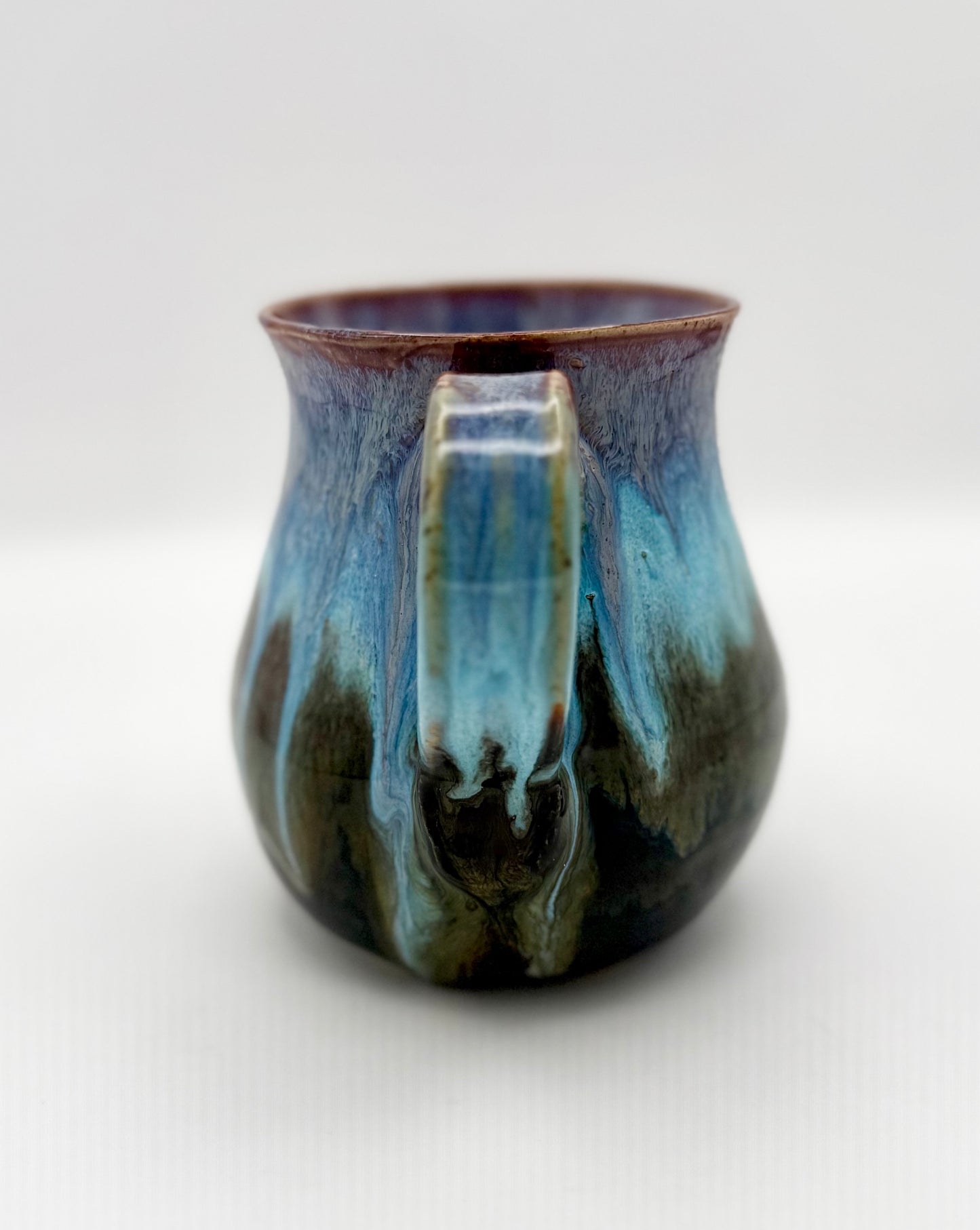 Curvy Mug