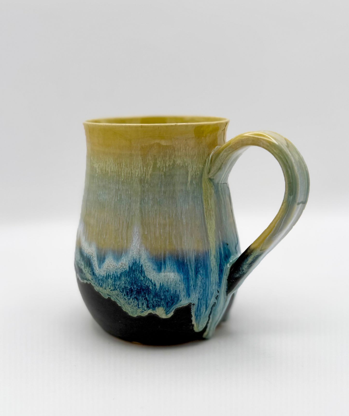 Curvy Mug