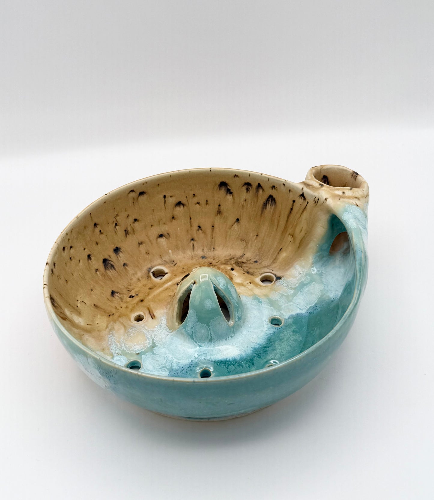 Berry Rinsing Bowl