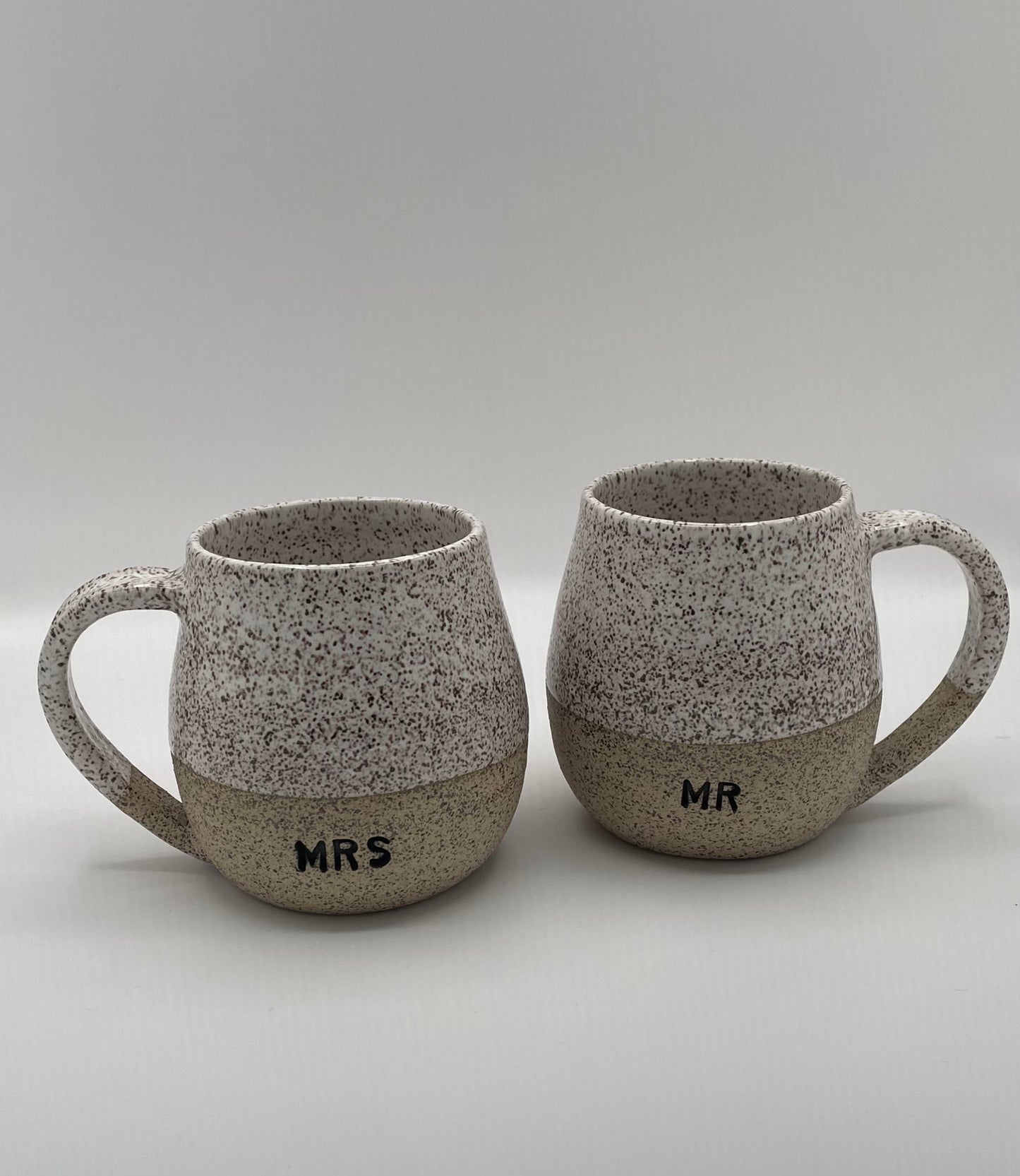 Minimalist - Mr & Mrs