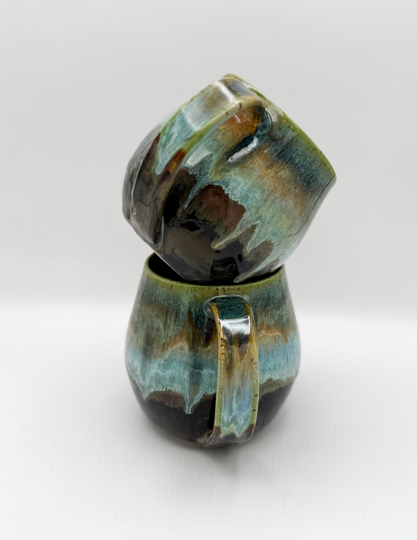 Round Cozy Mug